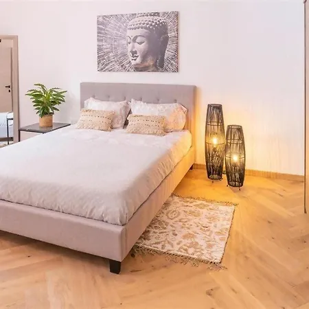 Apartament Destiny 5 *