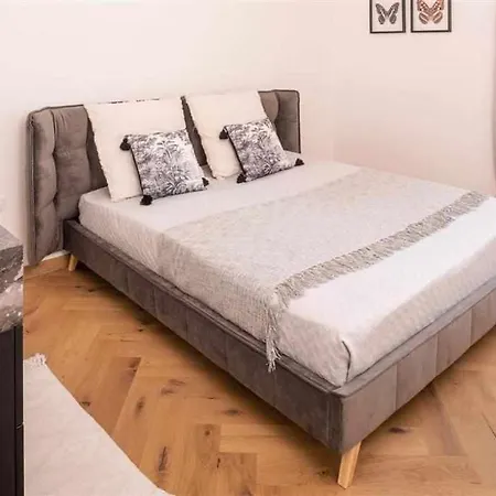 Apartament Destiny 5